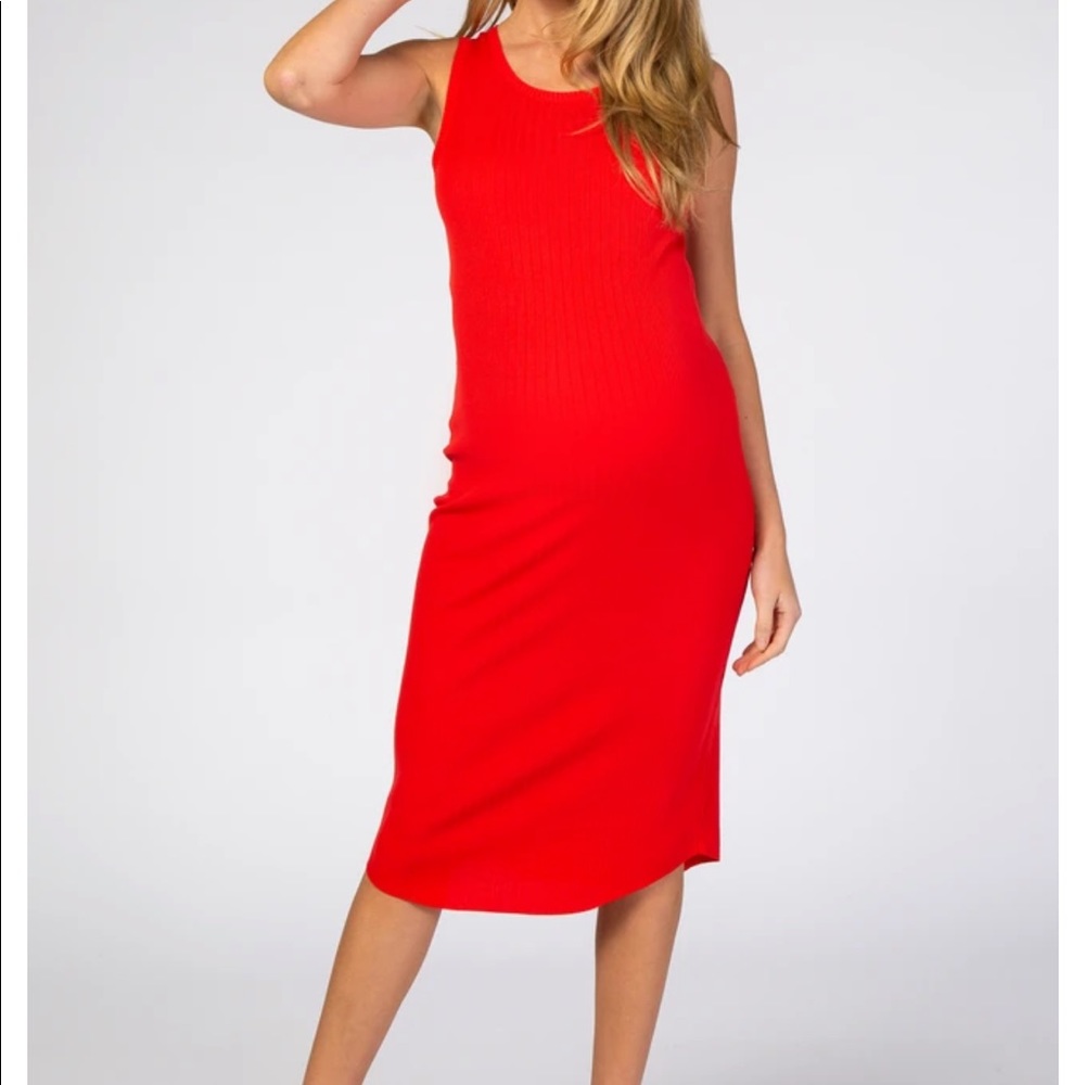 Red ribbed maternity dress
